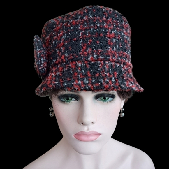 Sanibel vintage bucket hat, black, grey and red. 100% polyester. Made in Canada - Picture 3 of 10